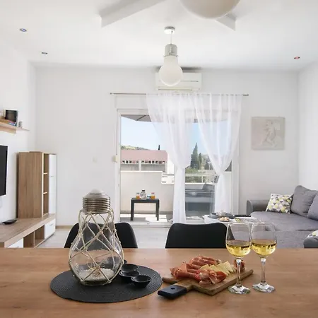 Apartment Mare&antonio Trogir