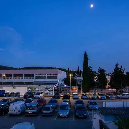 Apartment Mare&antonio Trogir